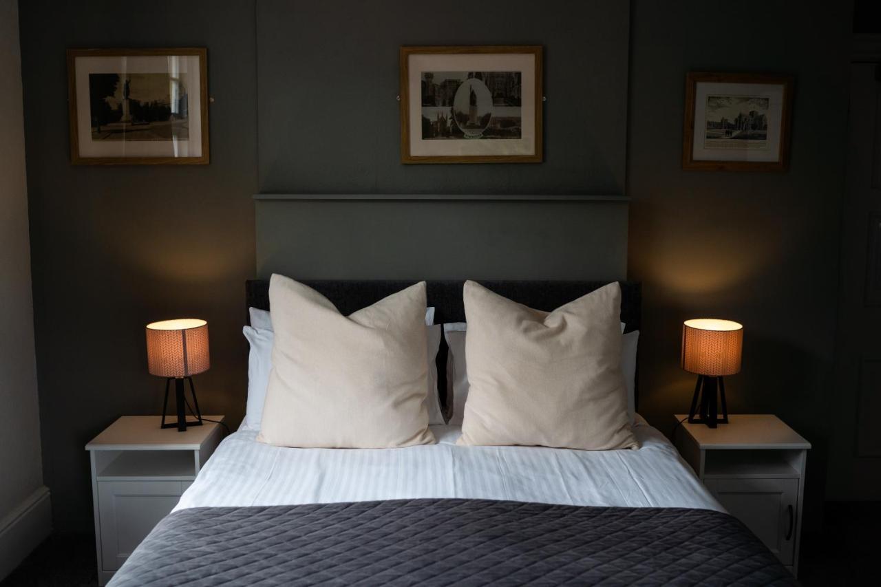 Hotel The Plough Itchen Abbas à Winchester Extérieur photo