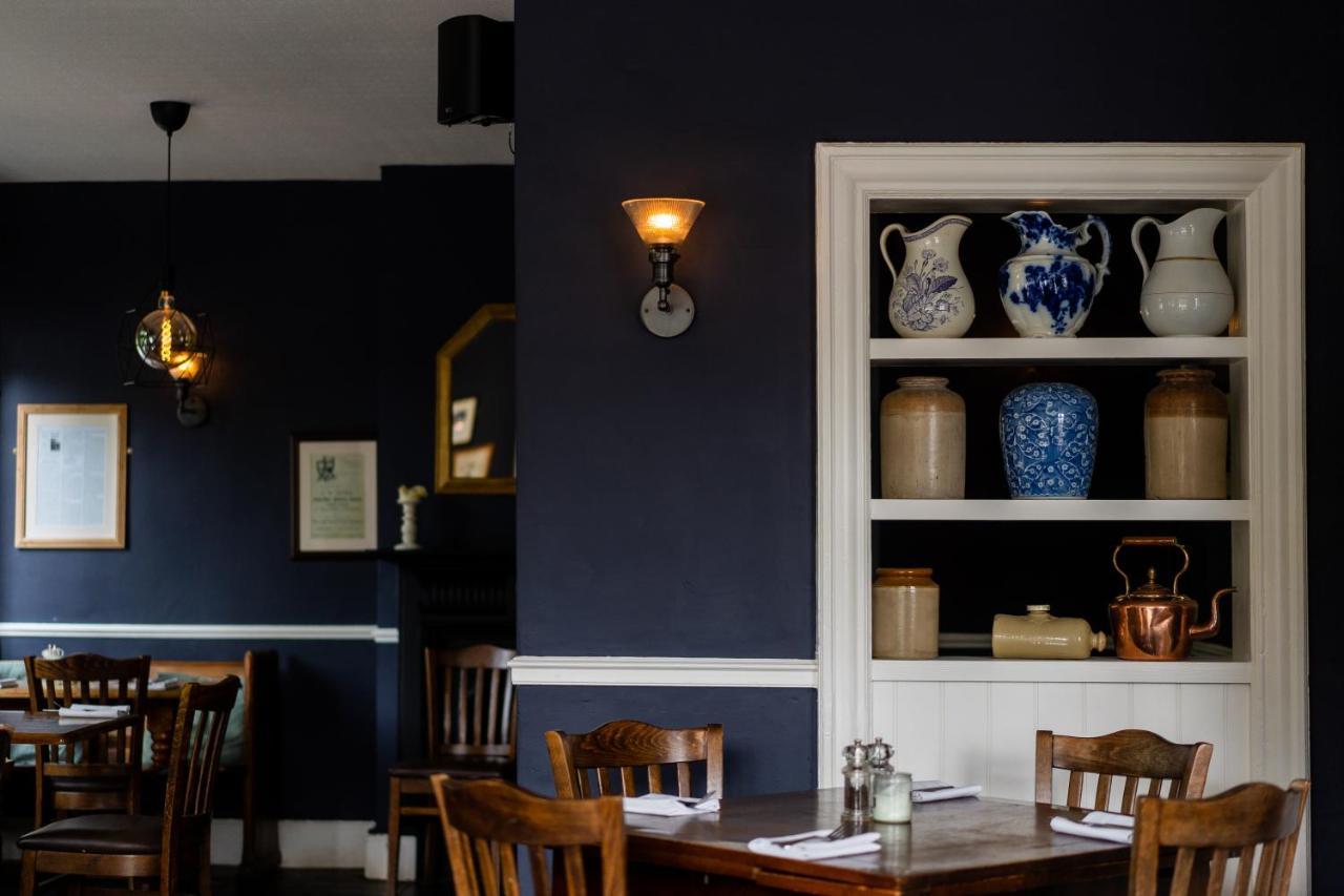 Hotel The Plough Itchen Abbas à Winchester Extérieur photo