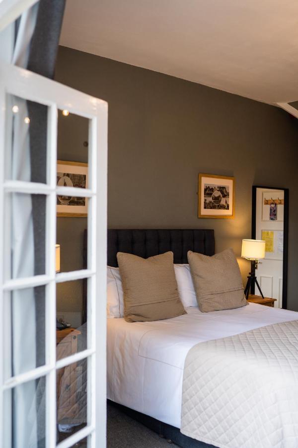 Hotel The Plough Itchen Abbas à Winchester Extérieur photo