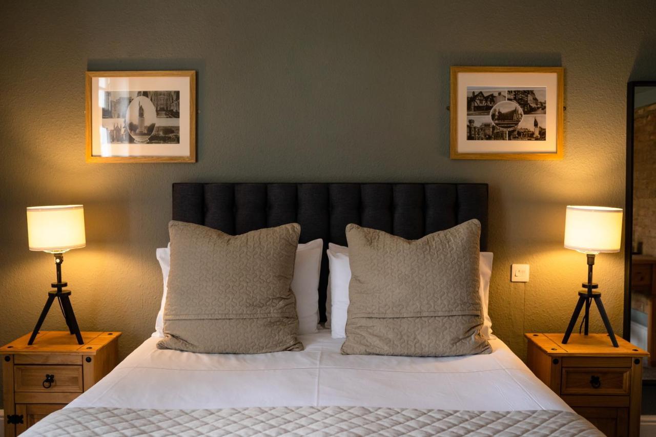 Hotel The Plough Itchen Abbas à Winchester Extérieur photo